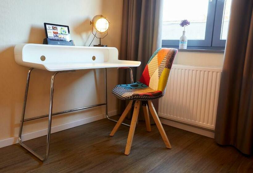Номер Стандарт, Kino Hotel Meyer