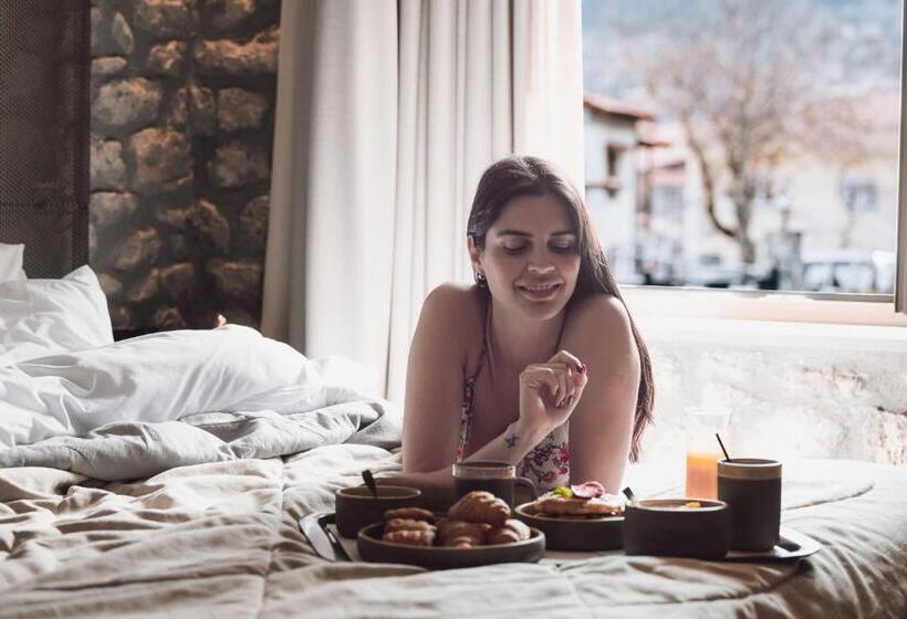 سوئیت با چشم‌انداز, Tsikeli Boutique Hotel Meteora   Adults Friendly