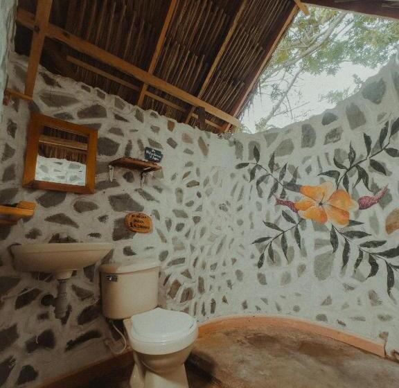 패밀리 스위트, Praba Hostel
