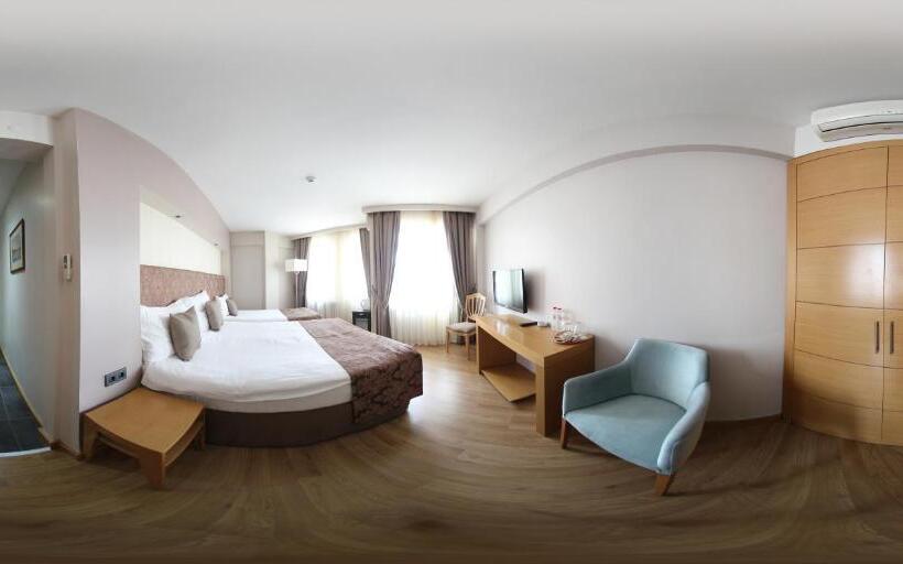Номер Стандарт Трехместный, Sapci Prestige