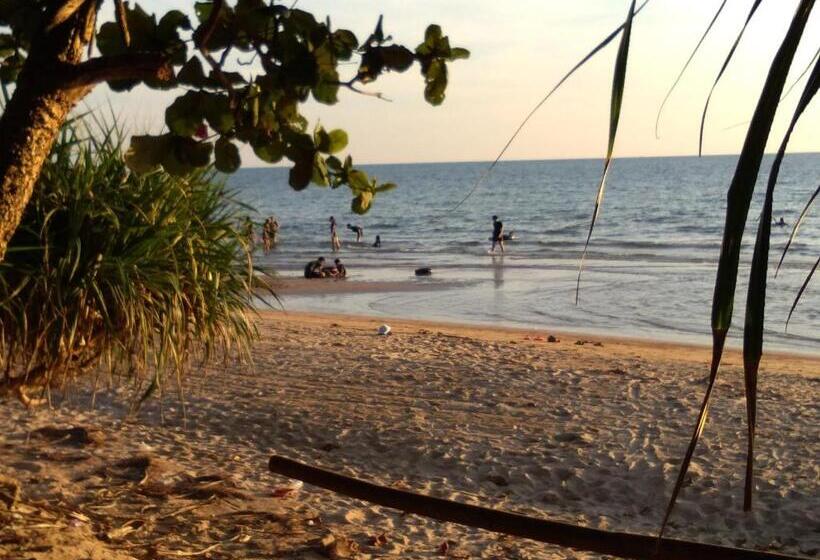 بانگلوی لوکس, Pooma Resort