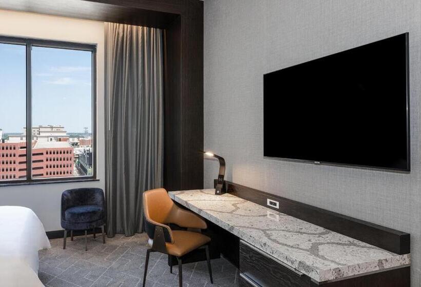 Номер Стандарт, Renaissance Oklahoma City Downtown Bricktown