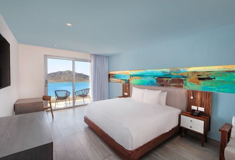 オーシャンビュースイート, Courtyard By Marriott Mazatlan Beach Resort
