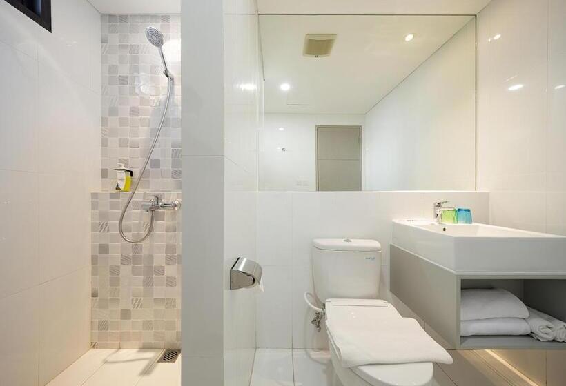 Номер Deluxe Кровать Кинг, Joylive Bsd City