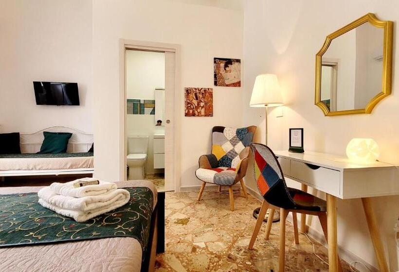 غرفة عائلية, Zanzi  S Charming Rooms