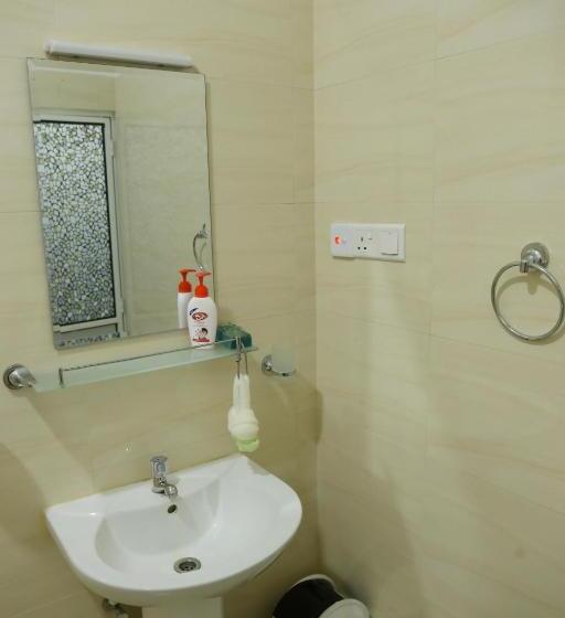 اتاق لوکس, Sandy Palms Guesthouse