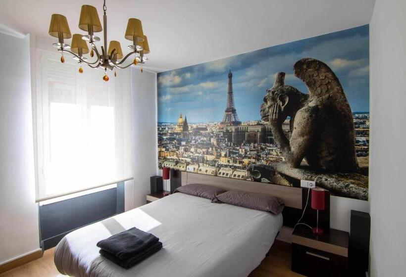 דירת שלושה חדרים, Apartamento Paris