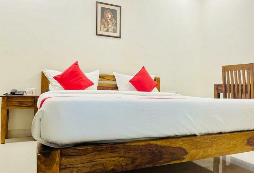 Номер Deluxe, Panchsheel Inn