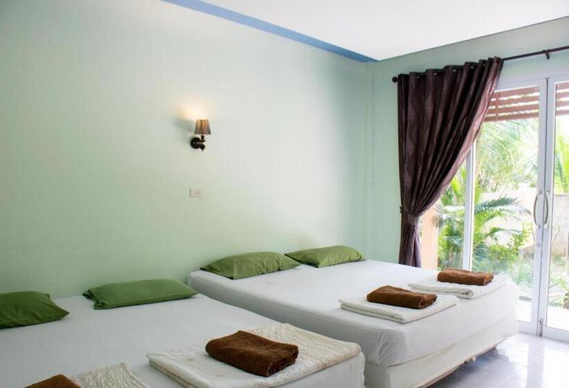 Четырехместный Номер Стандарт, Best House Resort