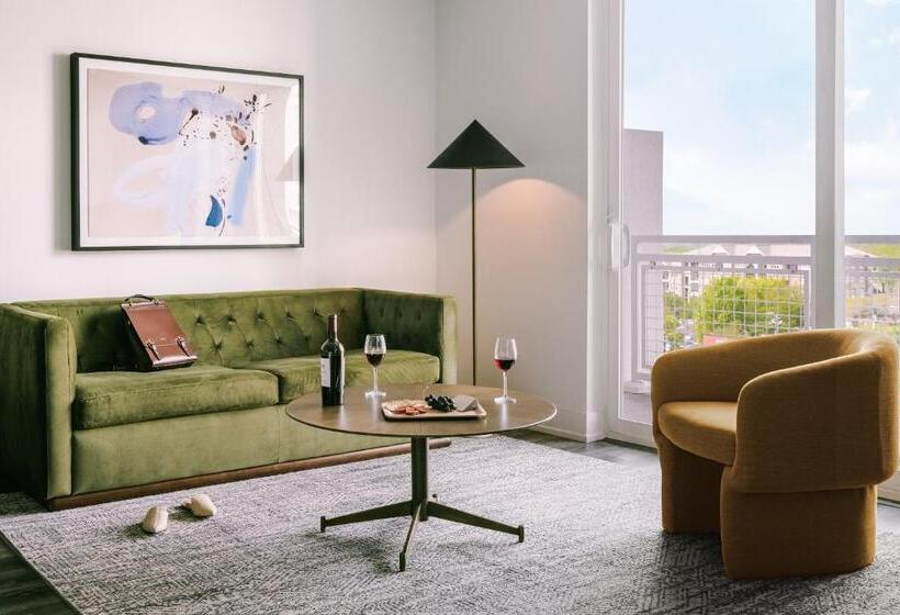 דירה בת חדר שינה 1 עם מרפסת, Sonder Midtown South