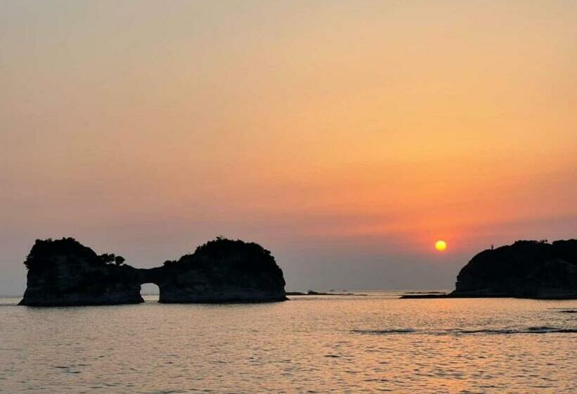 استودیوی استاندارد, Iso Tokei   Vacation Stay 61909v