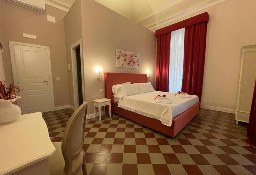 اتاق لوکس با بالکن, B&b Romeo Luxury Rooms
