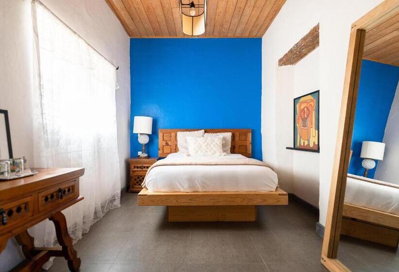 Superior Kamer, Casa I. Madero