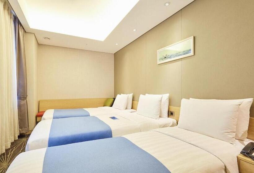 Номер Стандарт Трехместный, Days Hotel By Wyndham Seoul Myeongdong