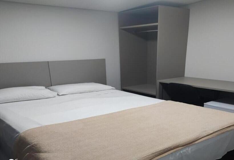 Quarto Economy, Front Hotel Expominas