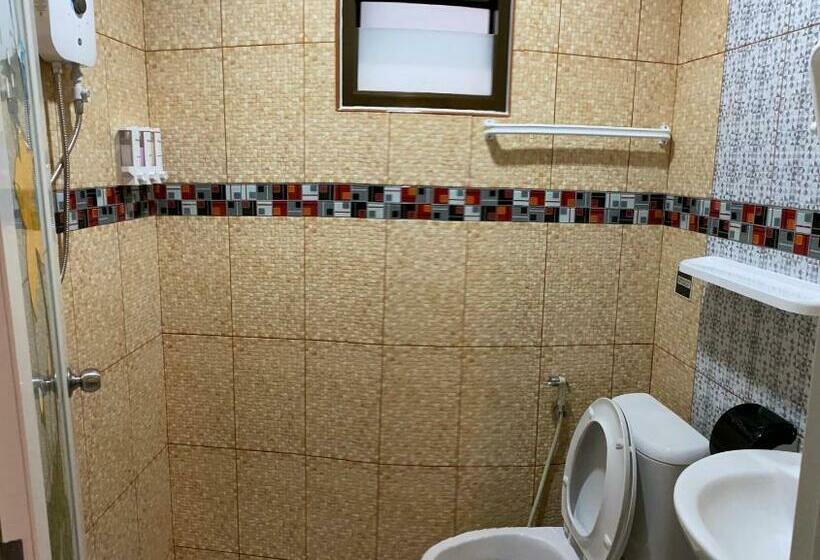 اتاق استاندارد با تخت بزرگ, Golf House