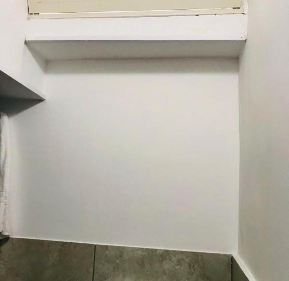 エコノミールーム, La Casa Del Barocco