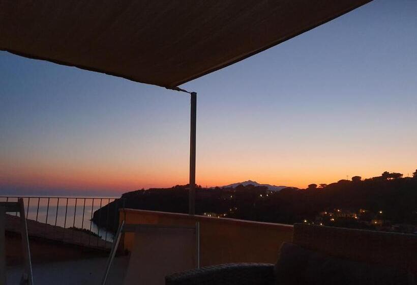 Apartamento 1 Dormitório Vista Mar, Rosa Dei Venti