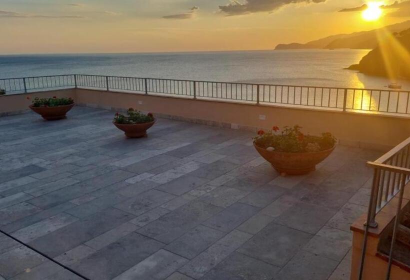 Apartamento 1 Dormitório Vista Mar, Rosa Dei Venti
