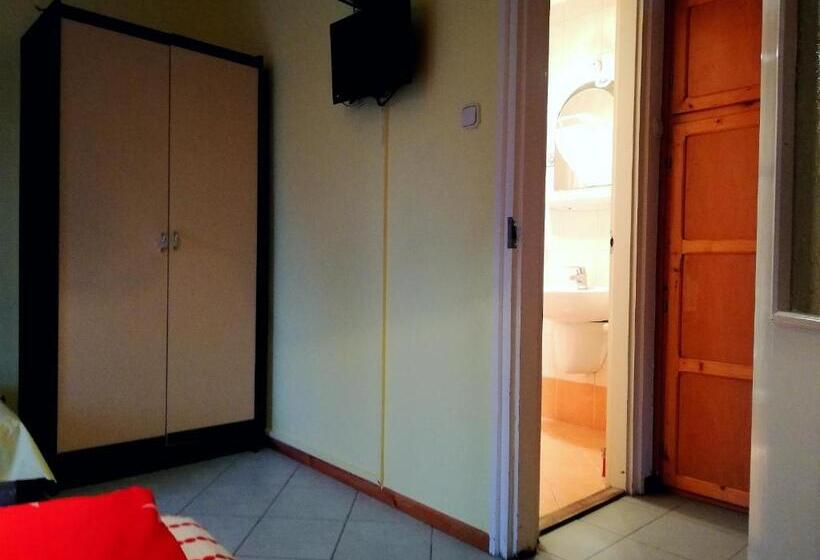 スタンダードルーム, Széplak Apartman
