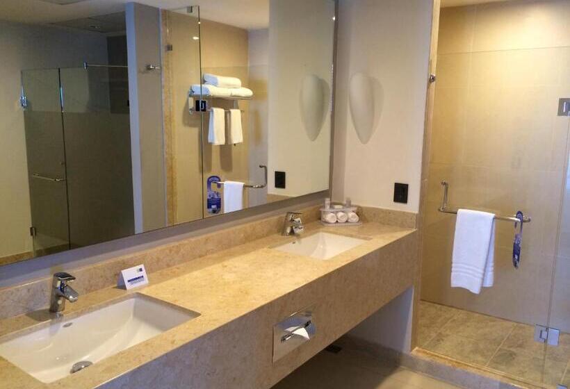 חדר סטנדרט, Holiday Inn Express Puerto Vallarta, An Ihg