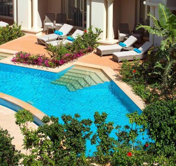 سوئیت ریاست جمهوری 2 خوابه, Baron Palace Sahl Hasheesh