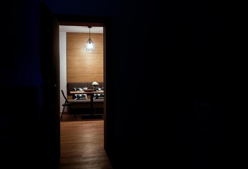 Номер Стандарт, Apartmány Na čtvrtích