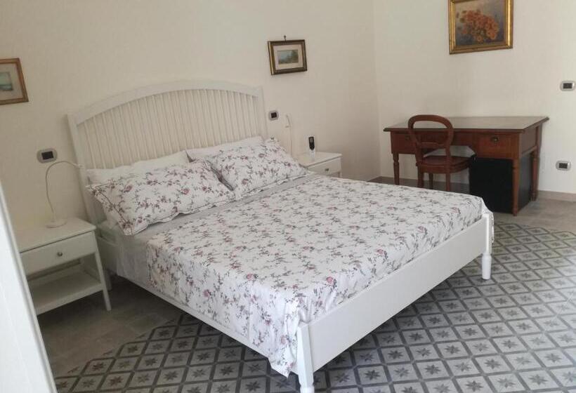 Номер Стандарт, B&b Stella