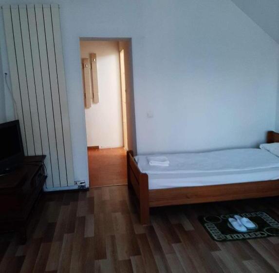 Quarto Triplo Estandar, Vila Marina&eddy