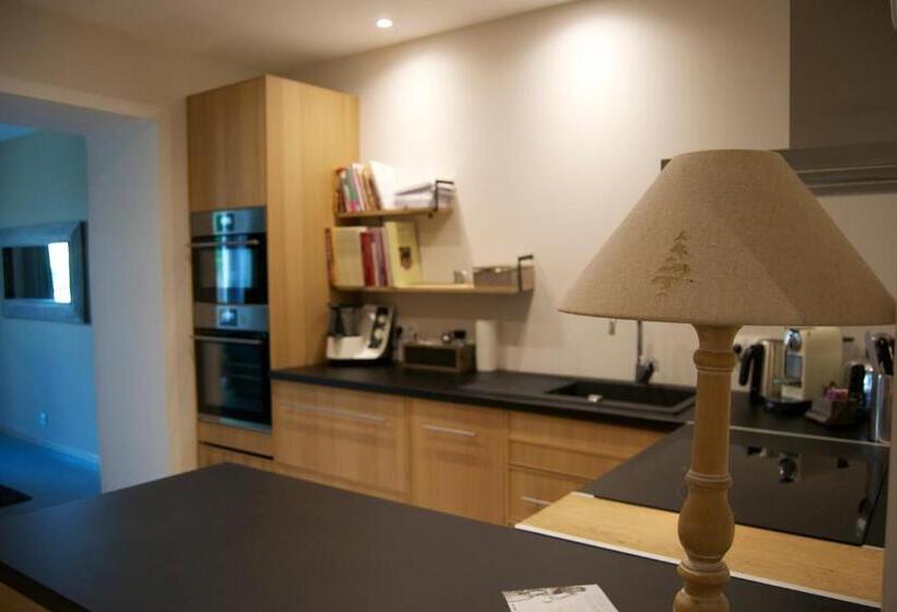 Апартаменты 2 Спальни, Appart Hôtel 27 Le Lion D Or