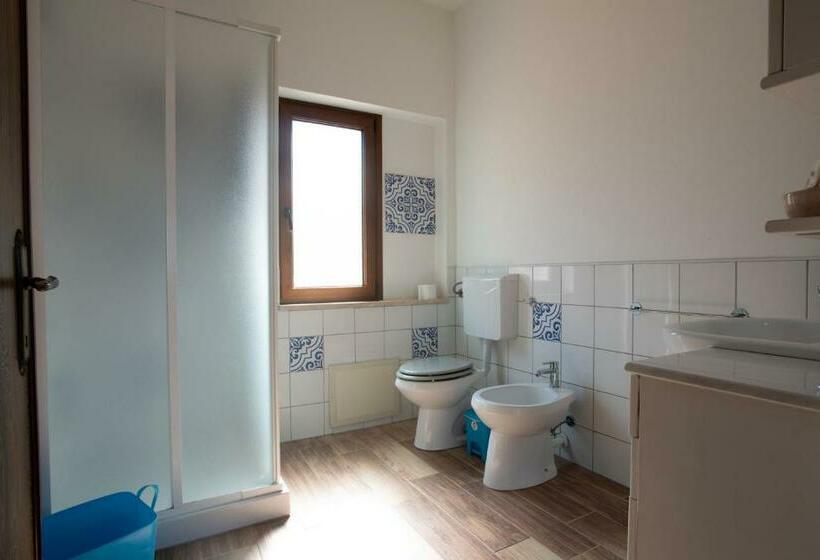 Семейный Номер Вид на Море, B&b Bentuemari