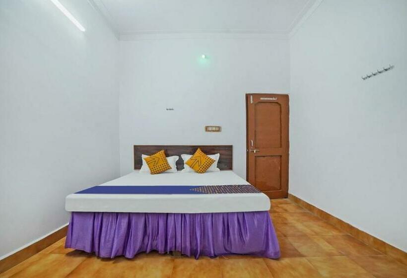 Номер Стандарт Трехместный, Spot On Hotel Morning Star Inn