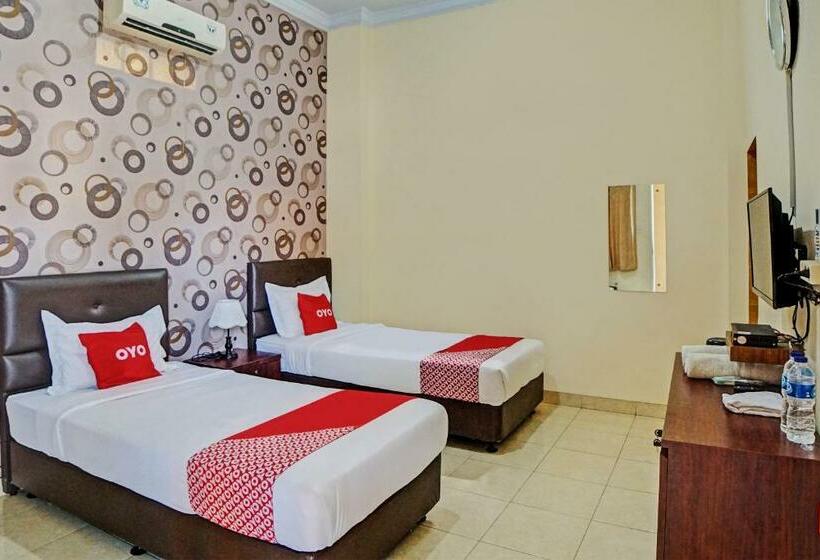 Номер Стандарт, Reddoorz Syariah @ Jalan Letda Sujono Tembung