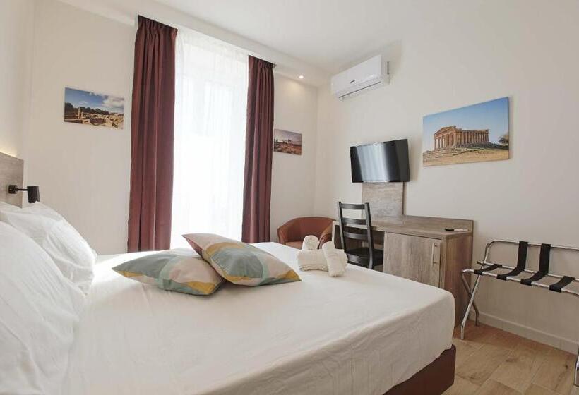 Номер Deluxe Вид на Море, Esseneto Rooms