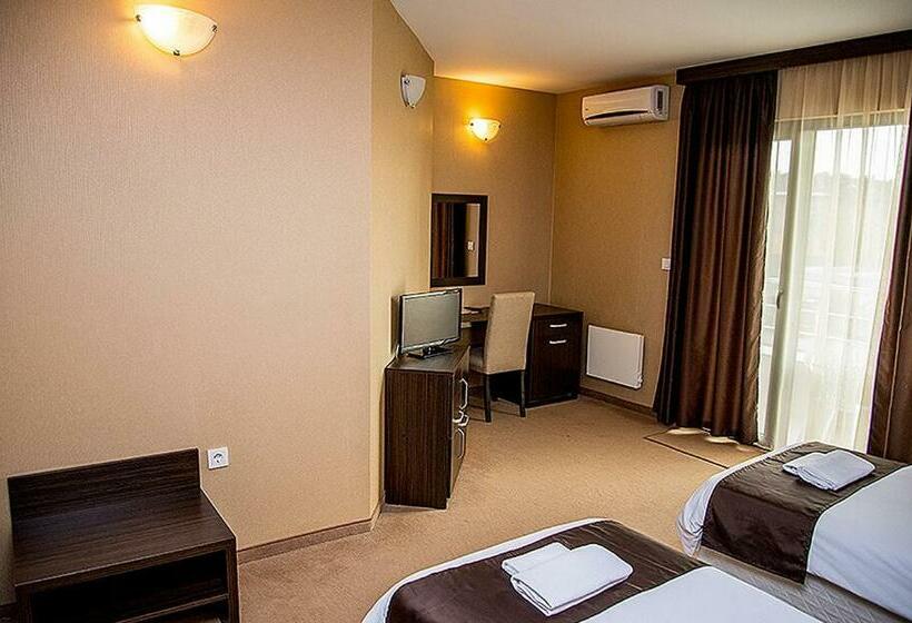 Standard Room with Balcony, семеен хотел естило