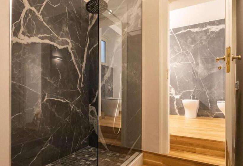 اتاق راحتی سه تخته, Divisi Suites & Spa