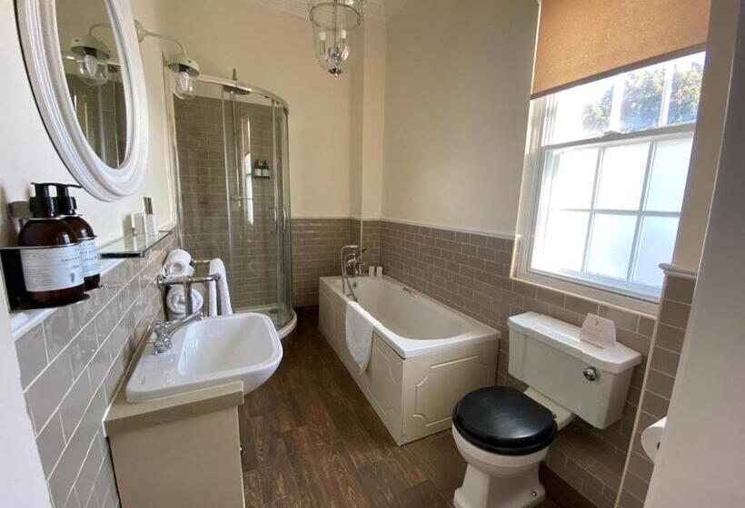 Family Suite, Kedleston Country House B&b
