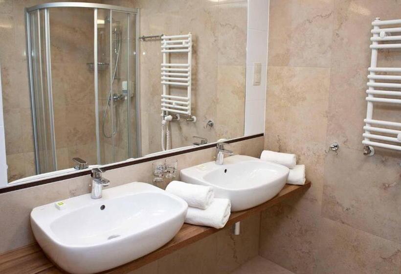 Люкс Кровать Кинг, Best Western Jurata