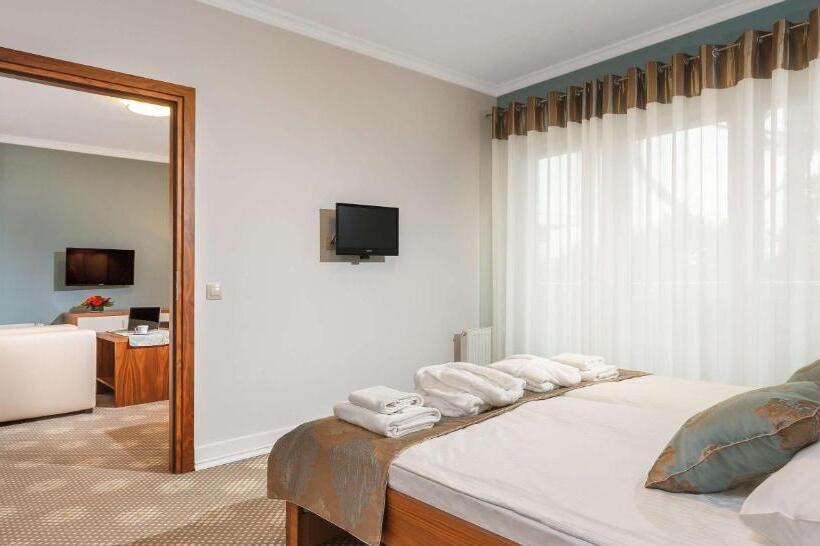 Люкс с Балконом, Best Western Jurata