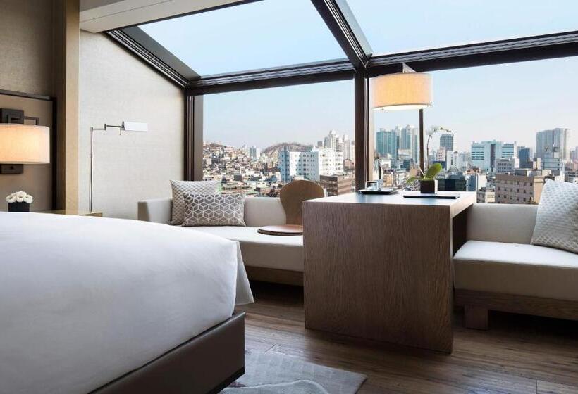 Номер Executive, Jw Marriott Dongdaemun Square Seoul