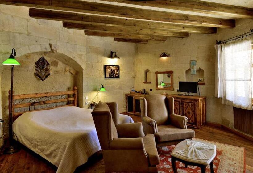 주니어 스위트, Sultan Cave Suites