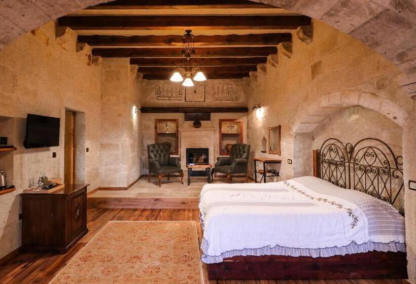 מיטת קינג בסוויטה, Sultan Cave Suites