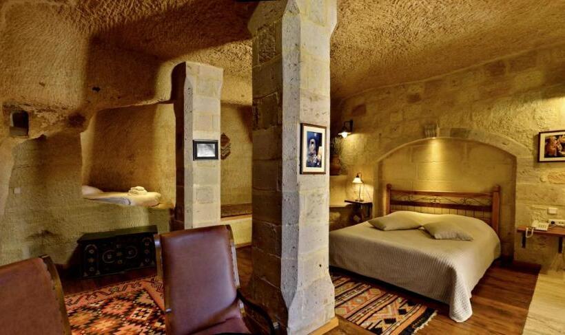 חדר סטנדרט עם מיטת קינג, Sultan Cave Suites