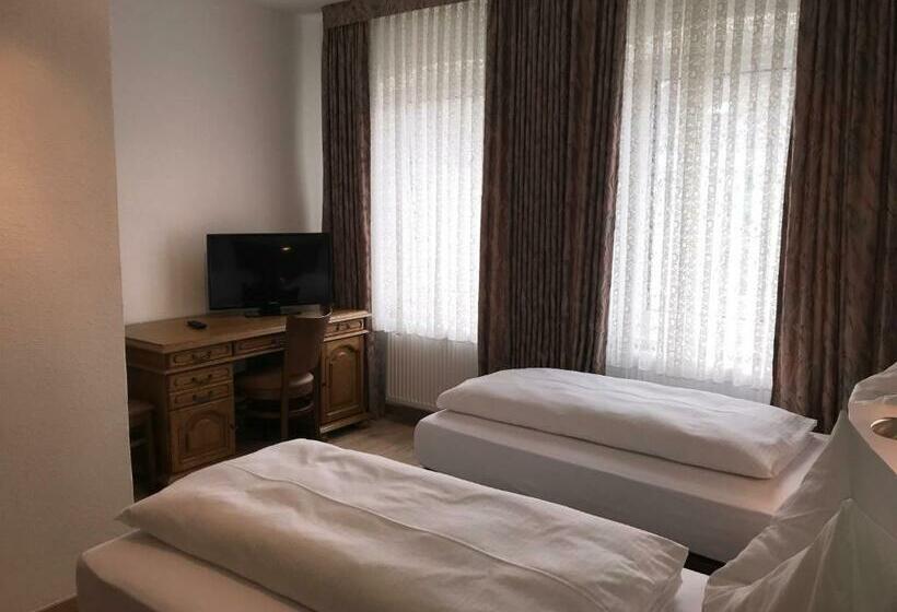 Номер Стандарт, Bff Airport Messe Schlaf   Düsseldorf