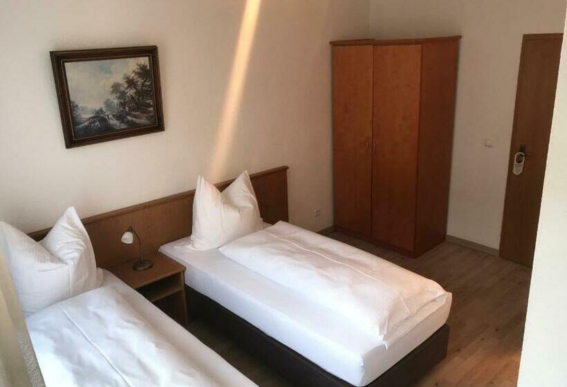 Номер Стандарт, Bff Airport Messe Schlaf   Düsseldorf