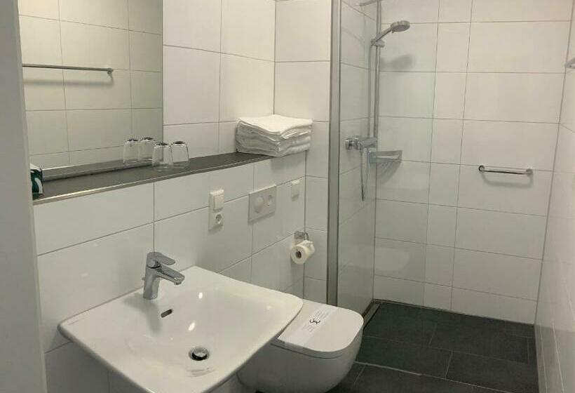 スタンダードスタジオ, Familien  Und Aparthotel Strandhof