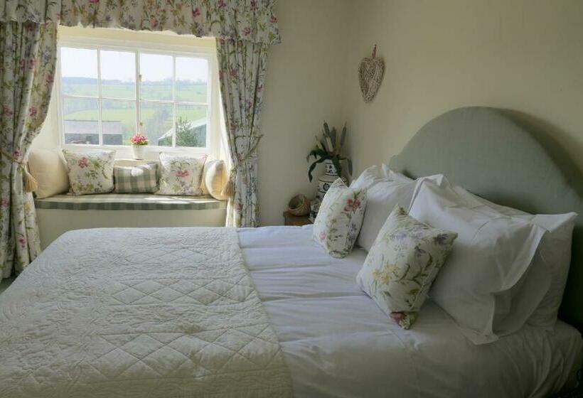اتاق لوکس, Firs Farm B&b
