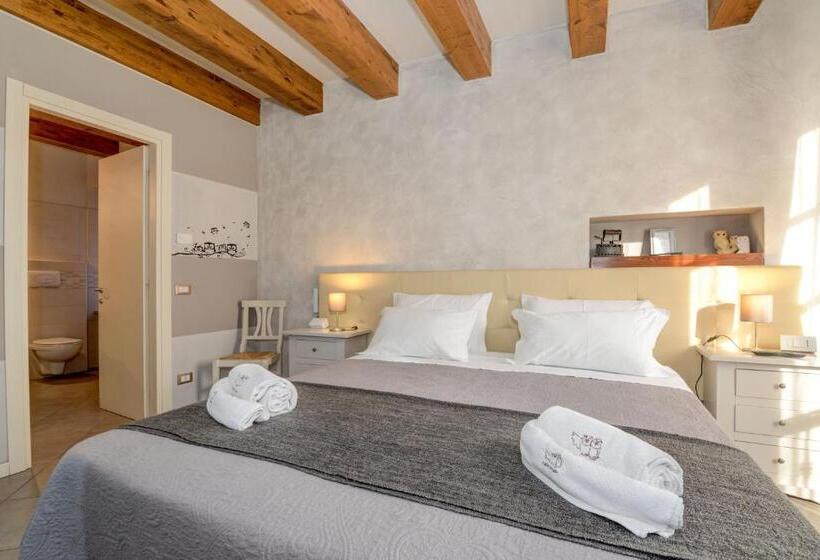اتاق لوکس, Il Nido Dei Gufi Bed And Breakfast