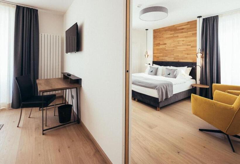Номер Стандарт с Балконом, Genusshotel Goldene Rose