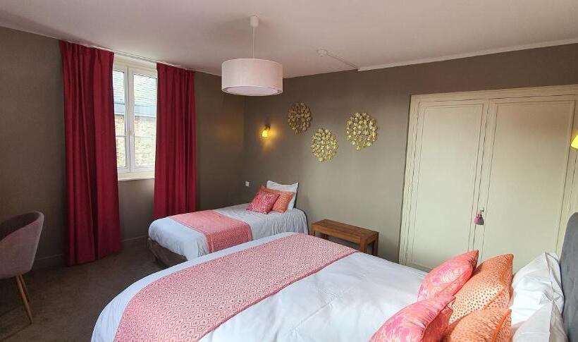 Трехместный Номер Superior, Hôtel De La Côte Fleurie